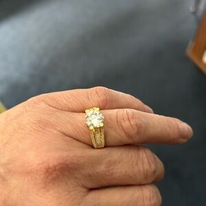 VELLUTO Gold STYLE GRA report included. Adjustable Fancy shape graded excellent!